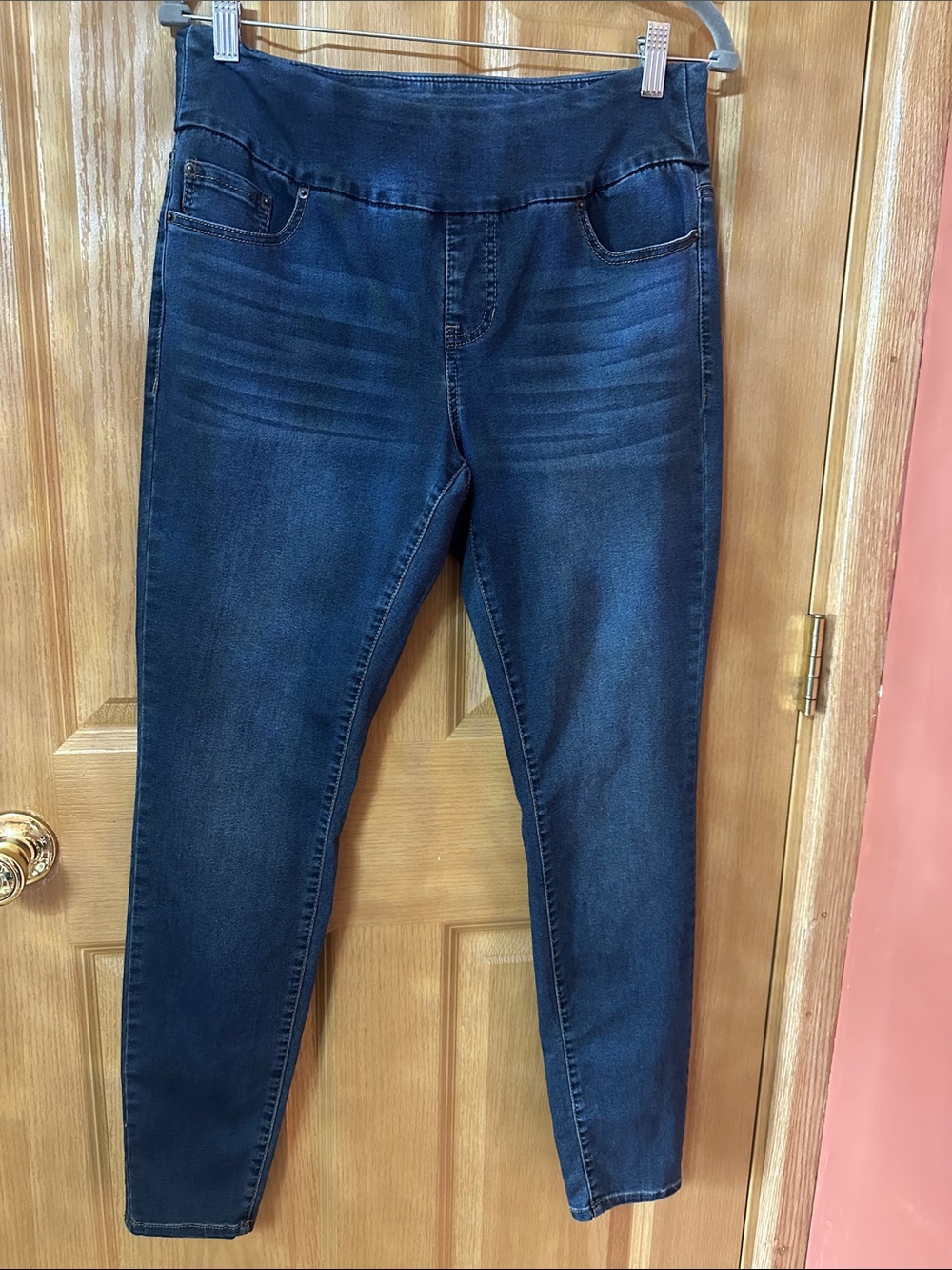 Dark Indigo Pull-On Women’s Jeggings